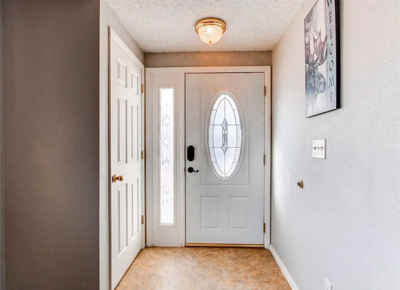 3 bed, 2.5 bath, 2244 sqft, $2,995 — Photo 3