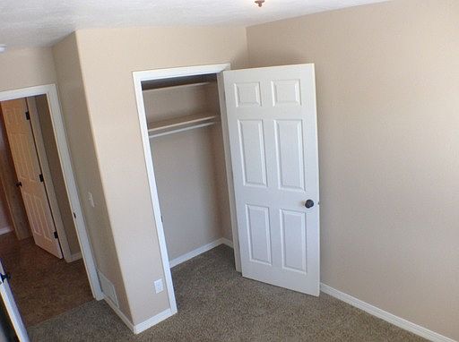 5th image of 151 S Railroad Ave #B