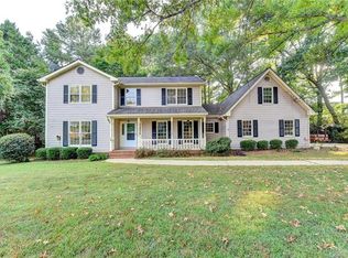 637 Mallory Ct, Stone mountain, GA 30087