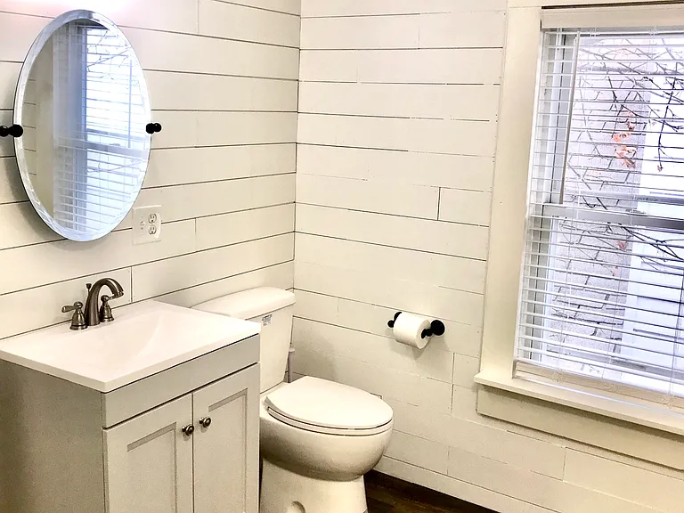 407 Willis Ave #2 — Photo 7