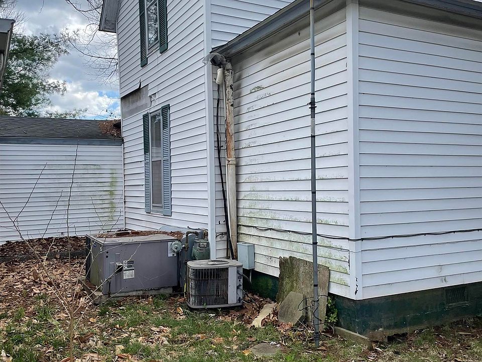 436 Broadway St, Barlow, KY 42024 Zillow