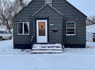 119 6th St W, Williston, ND 58801