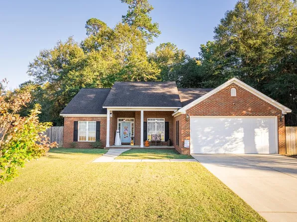 224 Hedgerow Dr, Leesburg, GA 31763