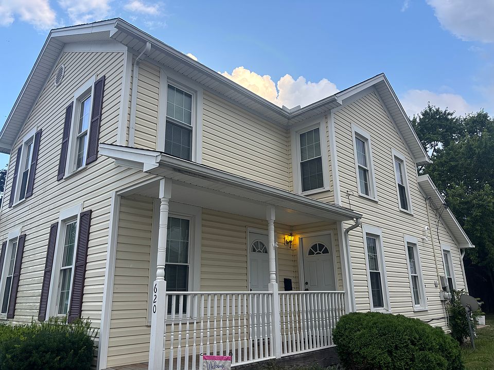 1st image of 620 E Maple Ave #620