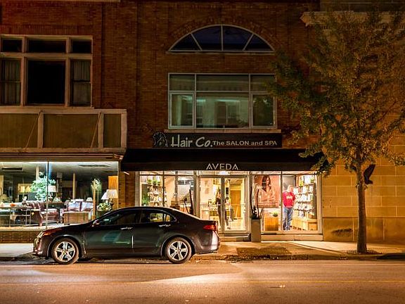3rd image of 207 N Main St