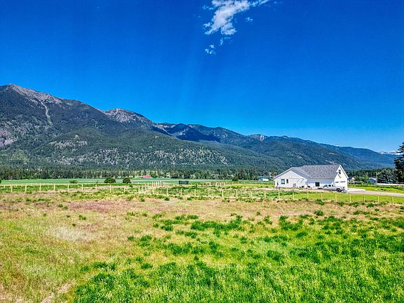 3rd image of 521 Yeoman Hall Rd