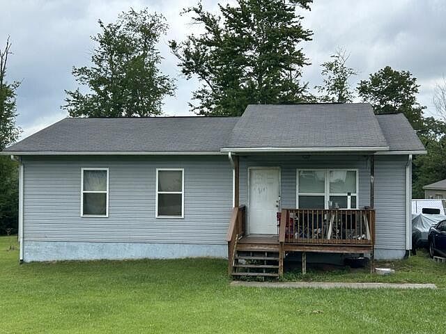 1st image of 510 Iris Cir
