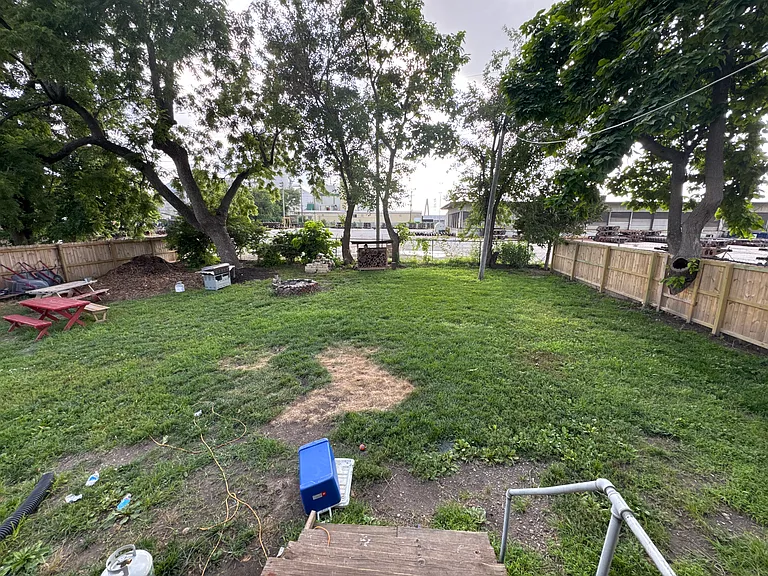738 N Garland Ave — Photo 9