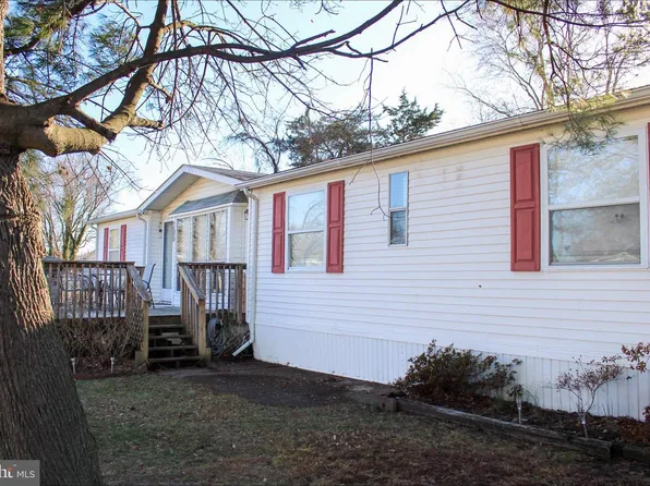 1061 S Little Creek Rd Trailer 200, Dover, DE 19901