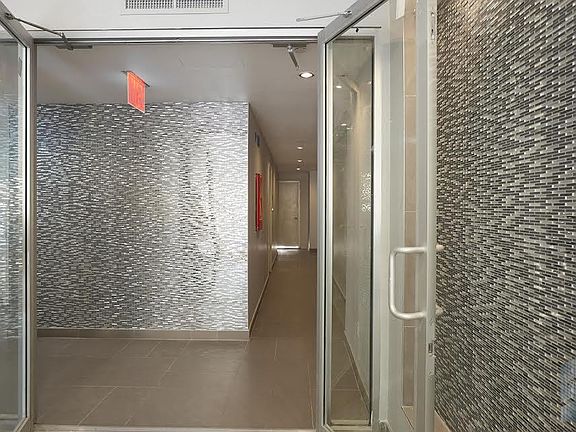 5th image of 344 E 110th St