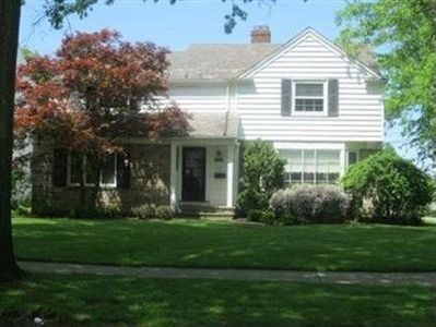 4121 Silsby Rd, University Heights, OH, 44118