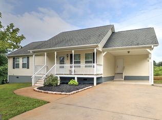 47 Head Ln, Cleveland, GA 30528