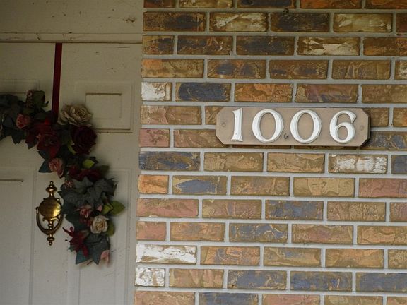 2nd image of 1006 Timbergreen Dr