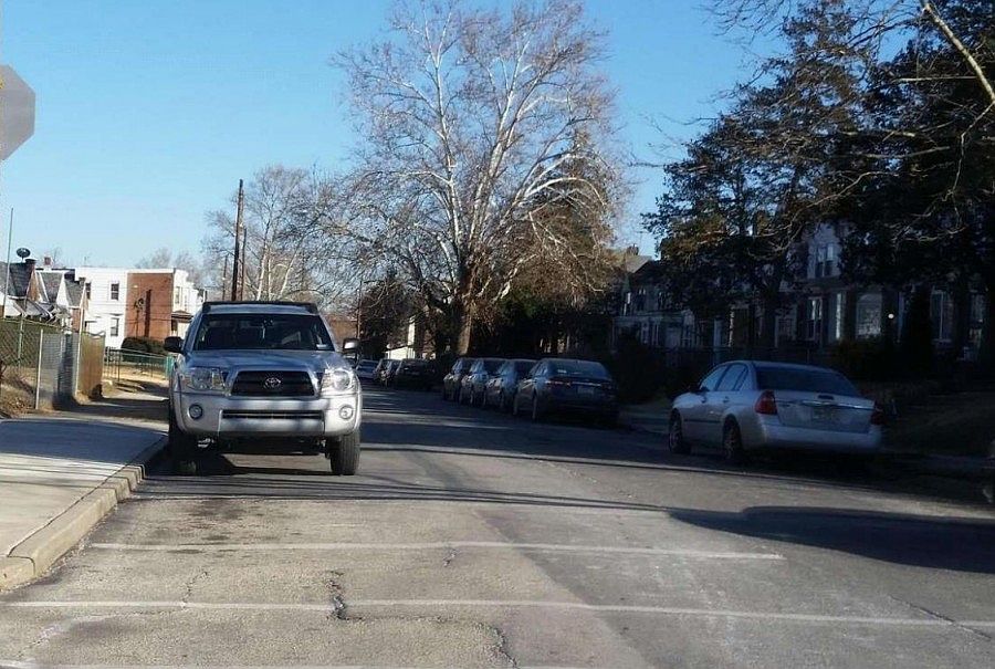 2nd image of 425 S 3rd St