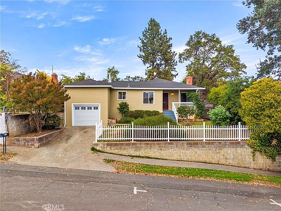 3rd image of 360 3rd St