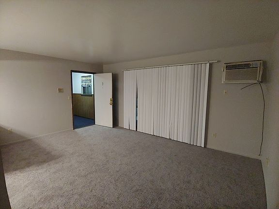 3rd image of 8341 W Northridge Ct
