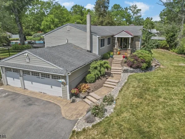 31 River Rd, Raritan Twp., NJ 08822