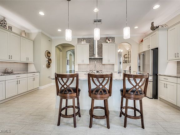 5th image of 10483 Migliera Way