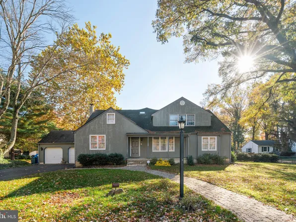 150 Waverly Ave, Mount Laurel, NJ 08054