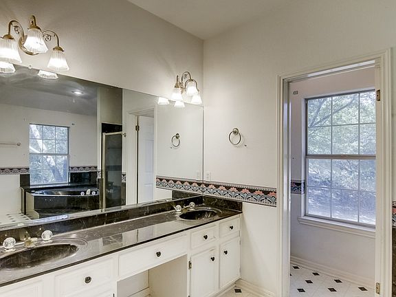 5th image of 4003 Turkey Creek Dr