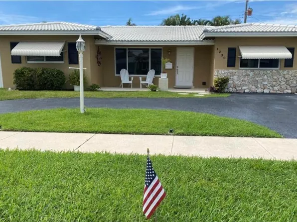 1230 SE 14th Dr, Deerfield Beach, FL 33441