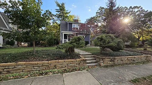 1905 W 1st Ave Photo 1