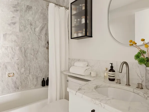 295 Greenwich Street image 11 of 21