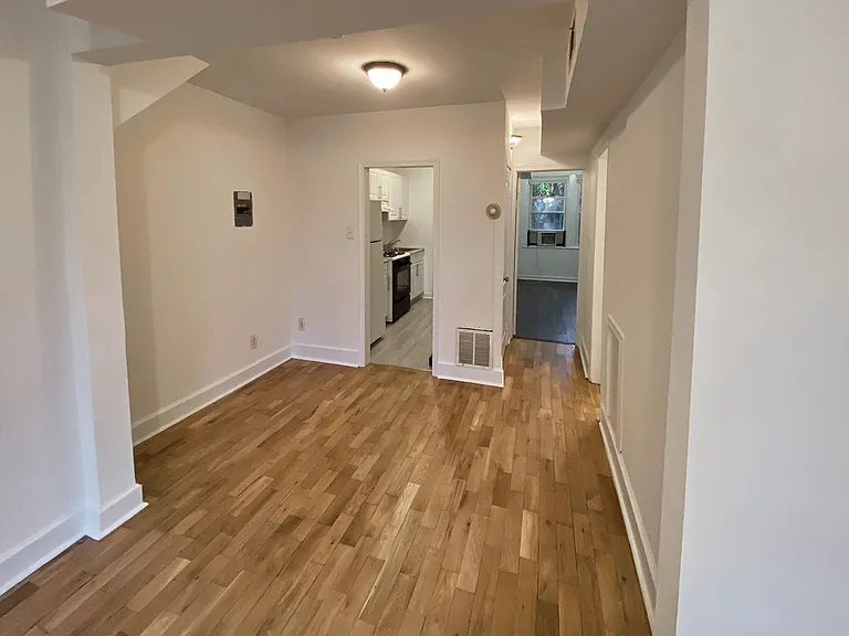 3217 Dubois Pl SE #2 — Photo 6
