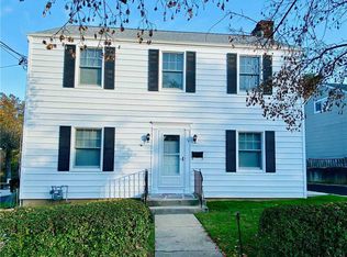 19 Anstice St, Oyster Bay, NY 11771