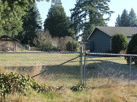 2nd image of 10823 50th Ave E