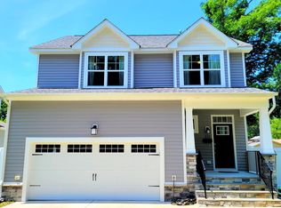 615 Woods Rd, Newport News, VA 23601