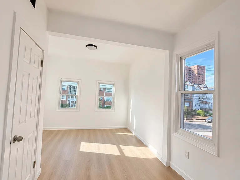 238 Murray St #2 — Photo 5