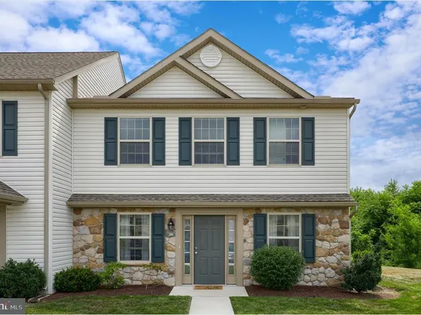 280 Melbourne Ln, Mechanicsburg, PA 17055