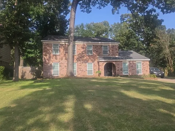 3902 Cedar Forest Dr, Humble, TX 77339