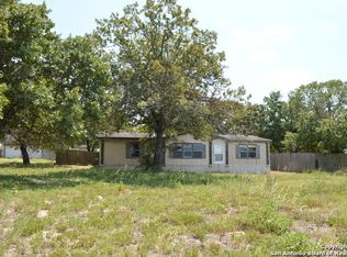 101 Spring Valley Dr, Adkins, TX 78101
