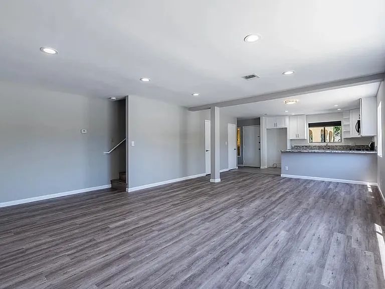 621 E Lomita Ave #A — Photo 6