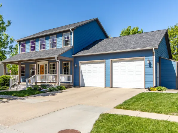 2609 Somerset Dr, Ames, IA 50010