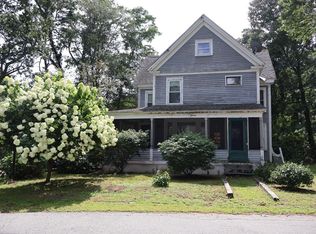 44 S Martin Rd, Amesbury, MA 01913