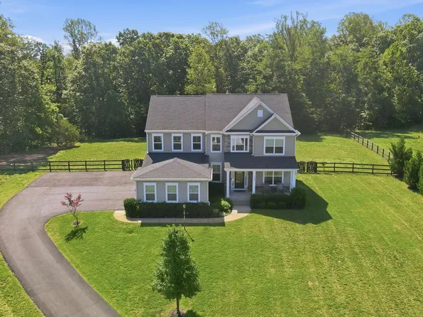 124 Brooke Point Ct, Stafford, VA 22554