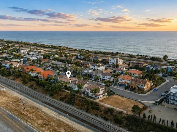 6468 Franciscan Rd, Carlsbad, CA 92011