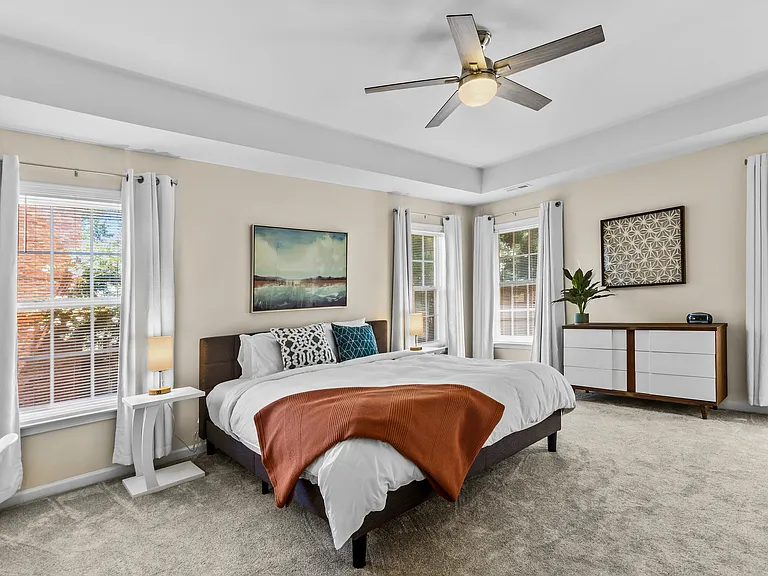 Master Bedroom (Bedroom 2)