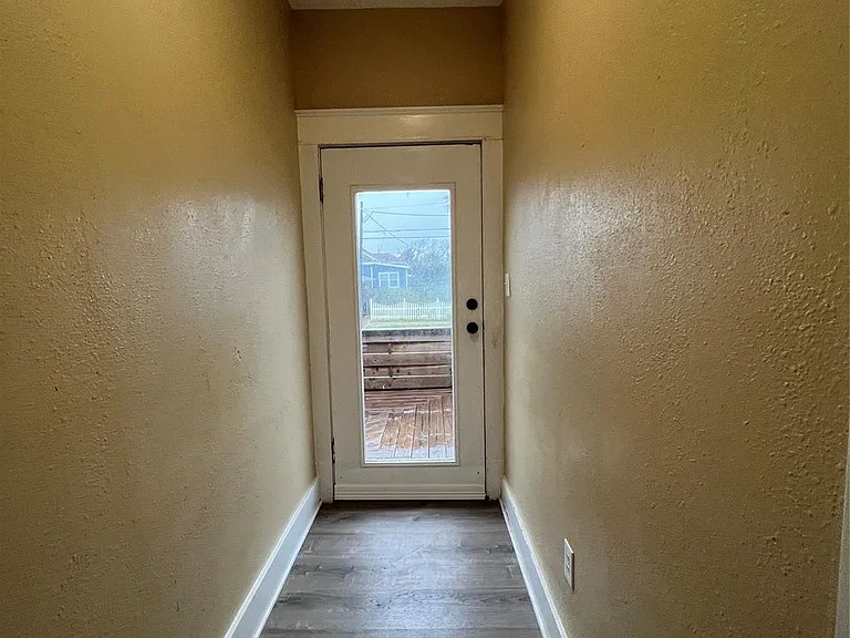1328 Ursuline St — Photo 21