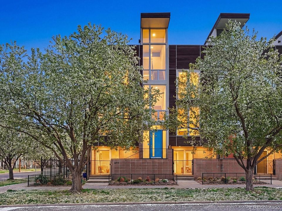 1st image of 471 24th Street