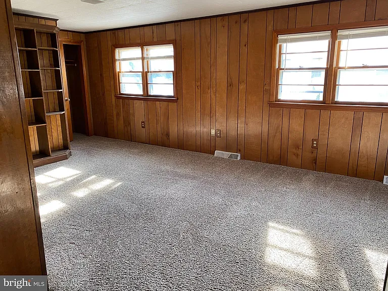 105 Fay St — Photo 16