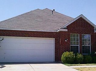 1104 Timberlake Ln, Lewisville, TX 75067
