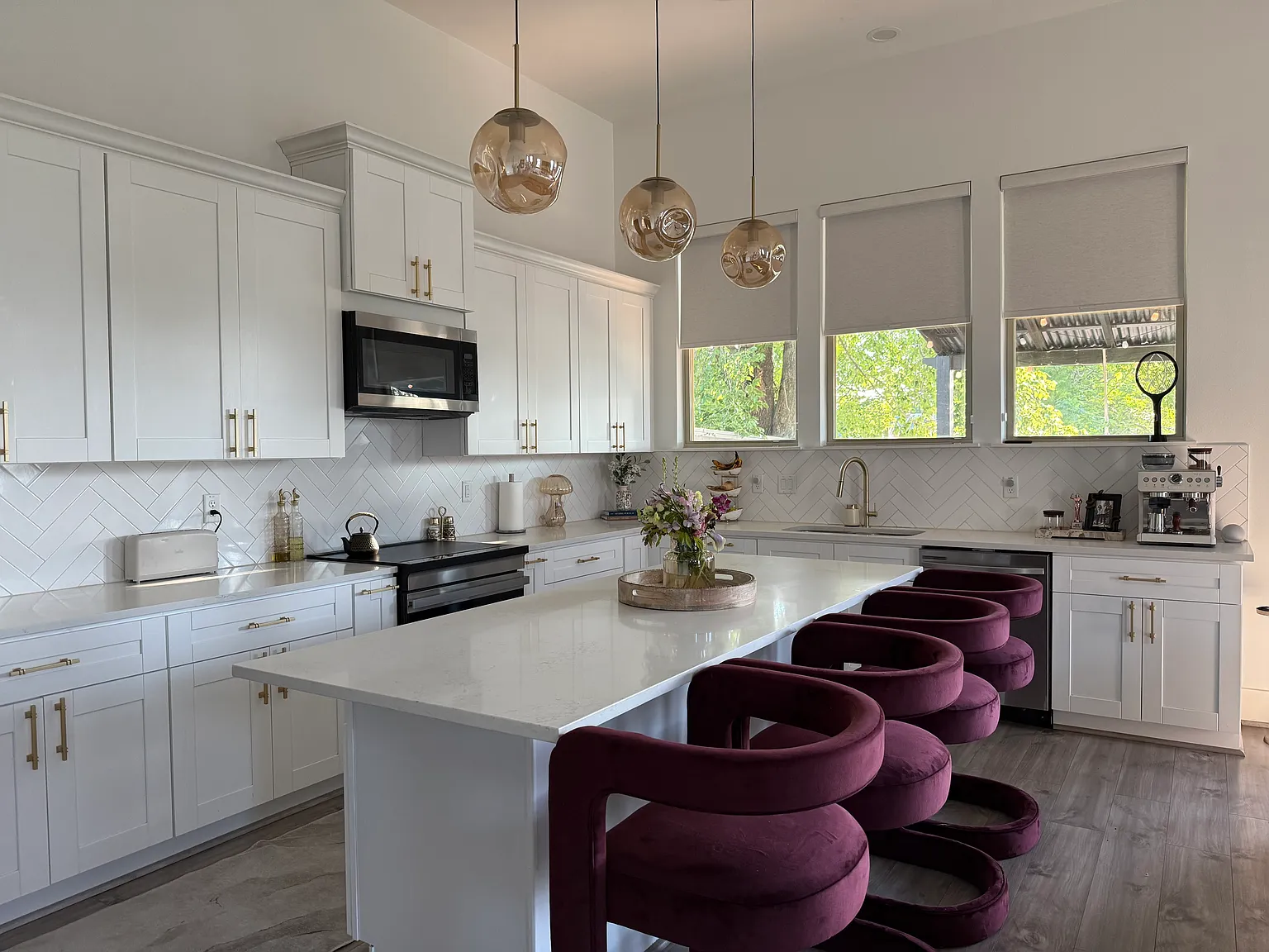 3 bed, 2.5 bath, 1932 sqft, $2,900 — Photo 4
