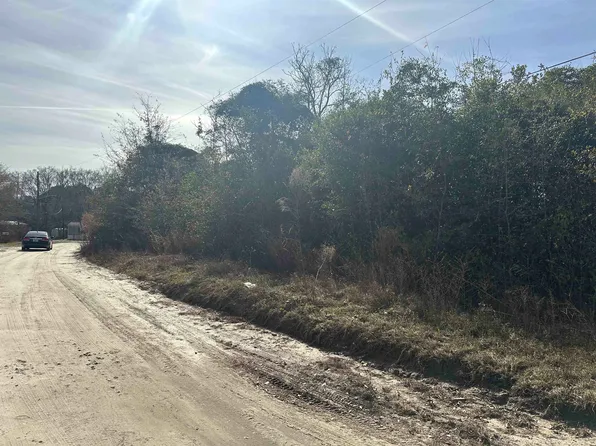 6992 Crystal Brook Ct, Tallahassee, FL 32303