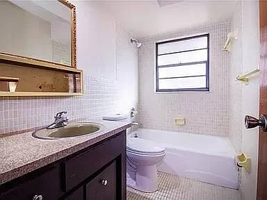 5th image of 2713 Casa Aloma Way