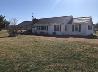 7549 Glasgow Rd, Burkesville, KY 42717