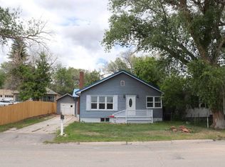 1026 7th St, Rawlins, WY 82301
